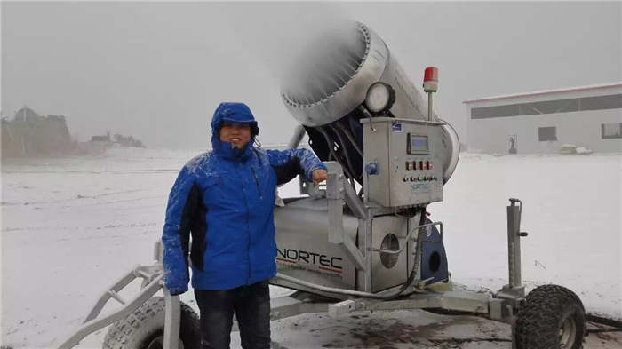 造雪機(jī)